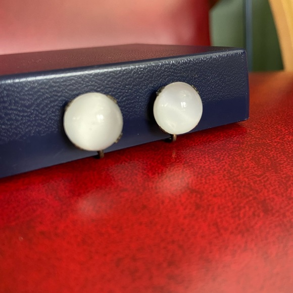 Vintage Sterling Silver Smoky Glass Crystal 1/2” Solitaire Screw Back Earrings - Picture 8 of 8